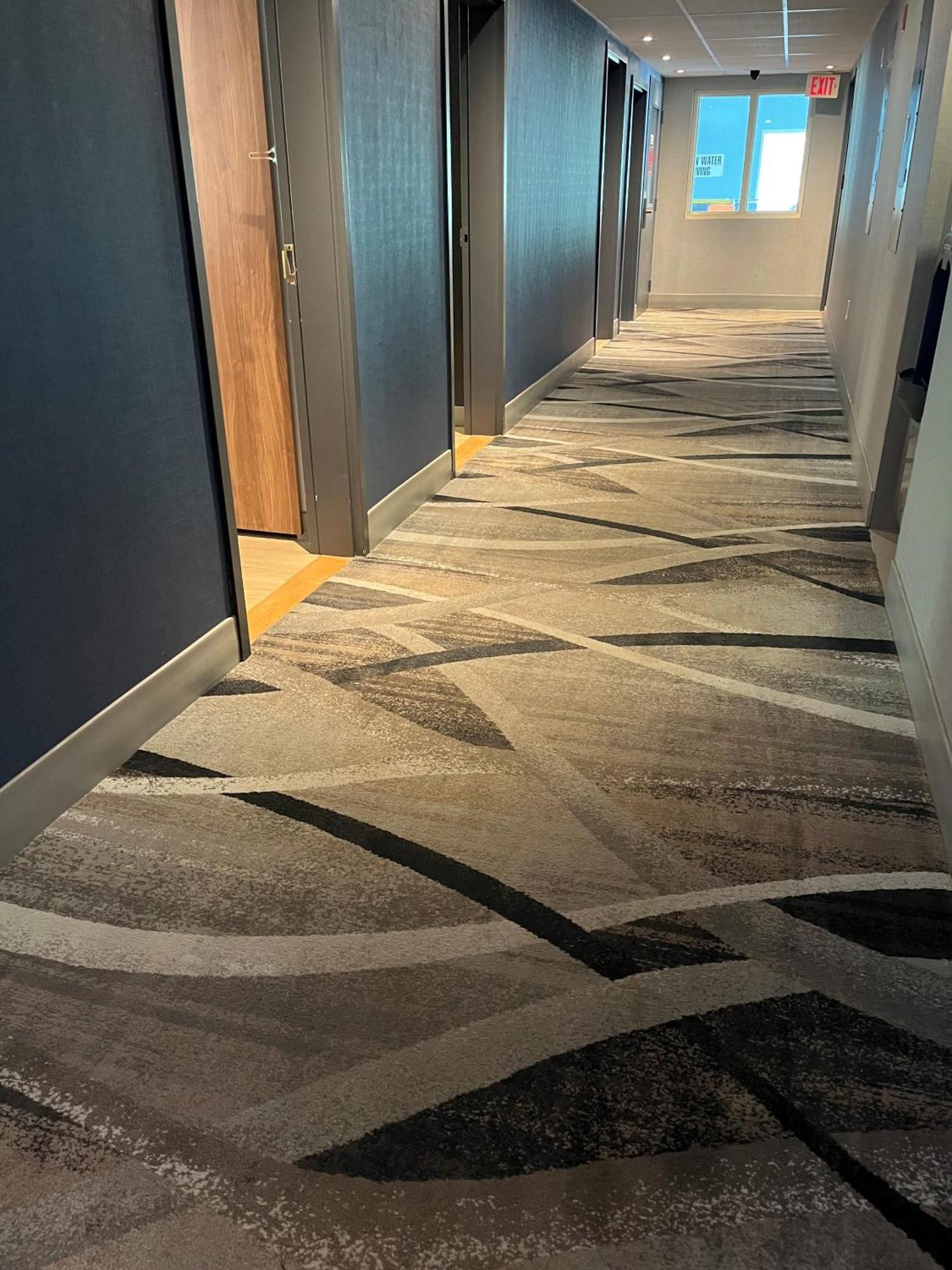 Super 8 By Wyndham Cornwall On Εξωτερικό φωτογραφία